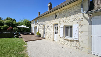 Maison - 163 m² - 8 pièces
