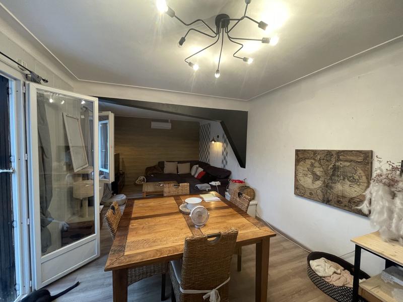 Maison traditionnelle - 108 m² - 6 pièces