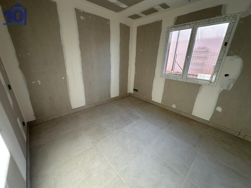 Maison - 98 m² - 4 pièces