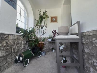 Propriété - 200 m² - 5 pièces