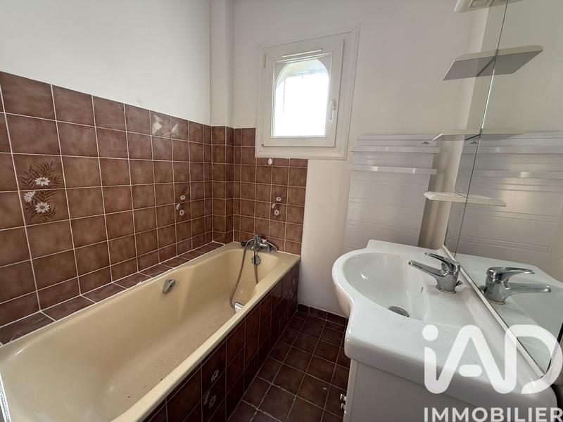 Maison - 113 m² - 9 pièces