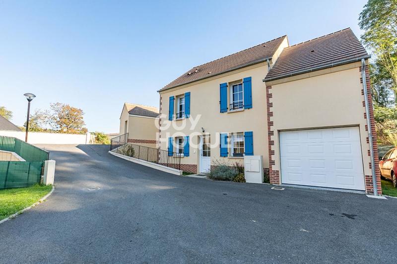 Maison - 91 m² - 5 pièces