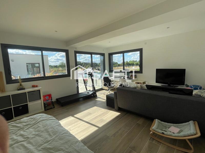 Villa - 256 m² - 7 pièces