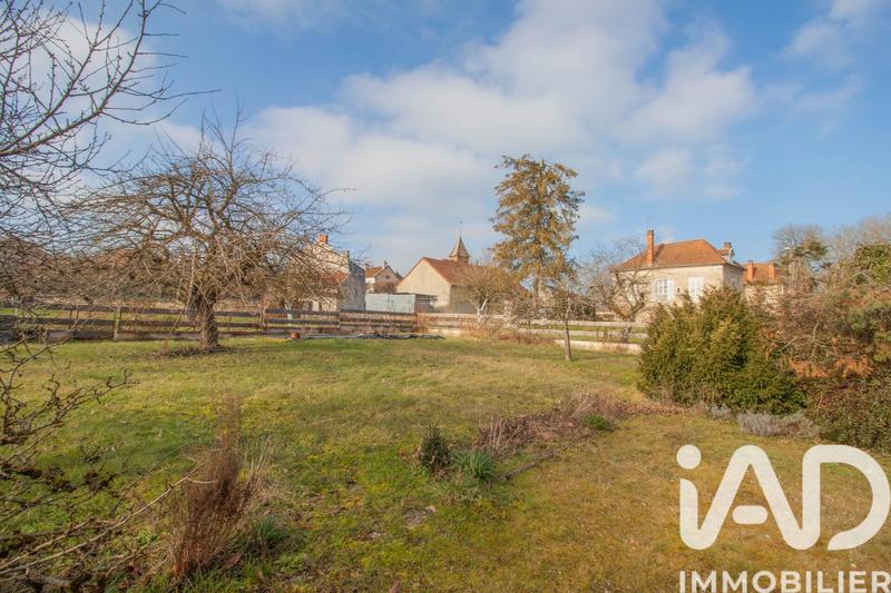 Maison - 230 m² - 7 pièces