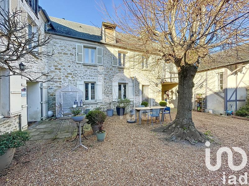 Maison - 176 m² - 7 pièces