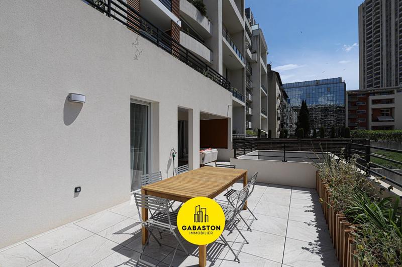 Appartement - 132 m² - 4 pièces