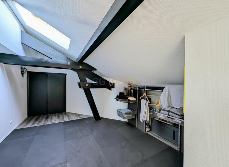 Appartement - 96 m² - 3 pièces