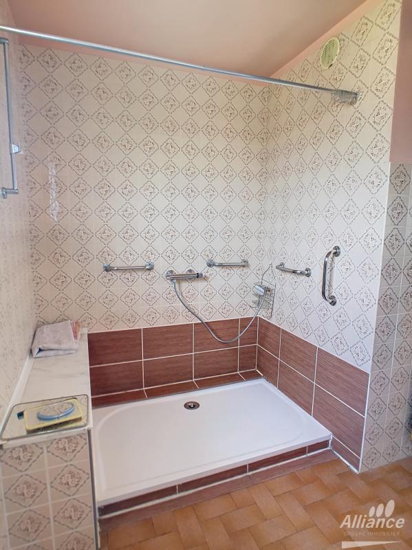 Propriété - 205 m² - 10 pièces