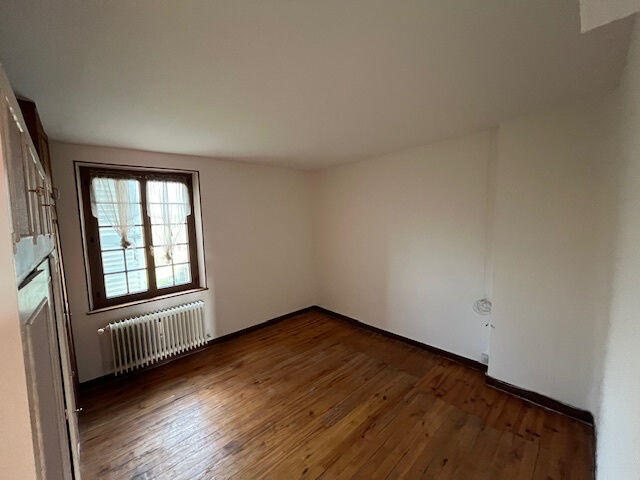 Maison - 166 m² - 7 pièces