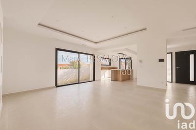 Maison - 99 m² - 4 pièces