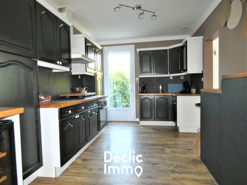 Maison - 145 m² - 6 pièces