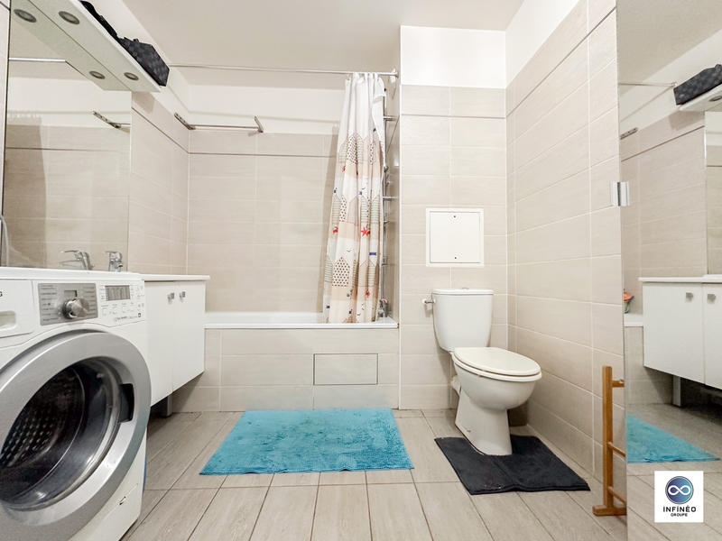 Appartement - 80 m² - 4 pièces