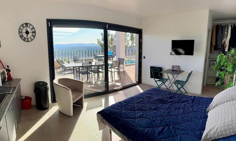 Maison - 152 m² - 5 pièces