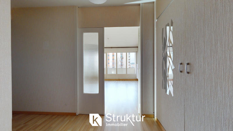 Appartement - 80 m² - 3 pièces