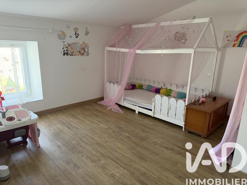 Maison - 193 m² - 7 pièces