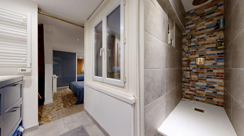 Appartement - 159 m² - 6 pièces