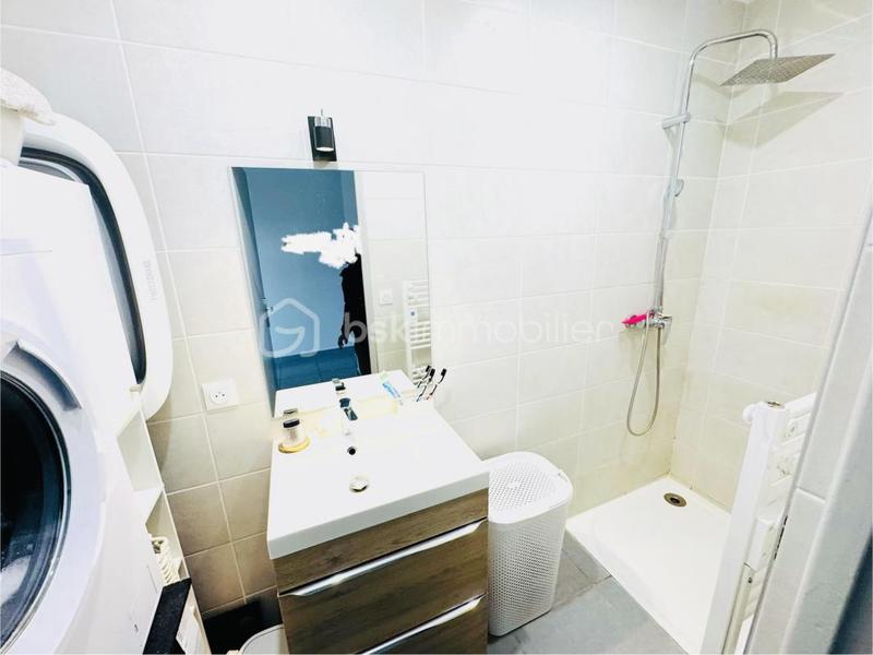 Immeuble - 130 m² - 7 pièces