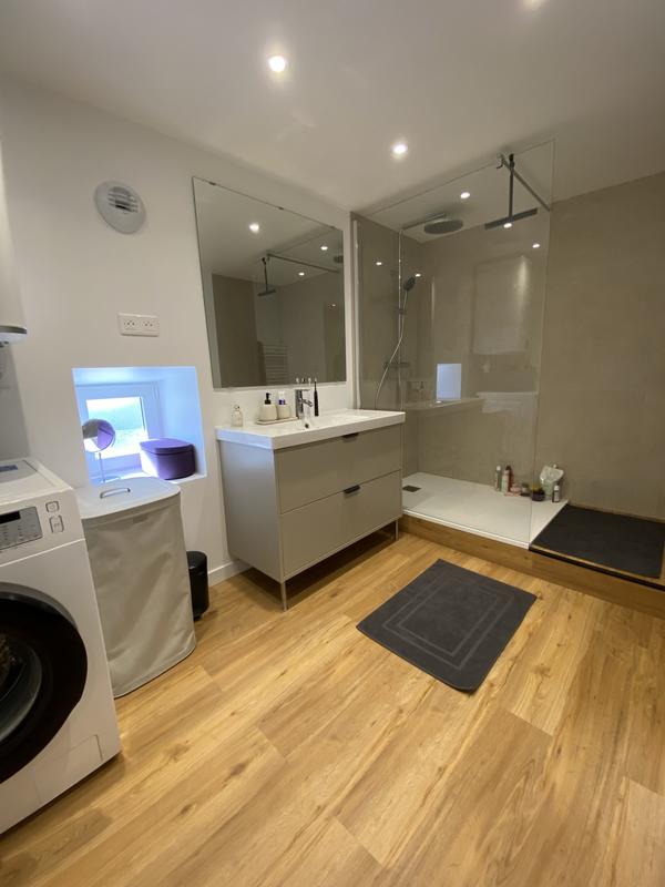 Appartement - 90 m² - 3 pièces