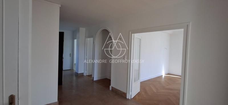 Appartement - 131 m² - 6 pièces