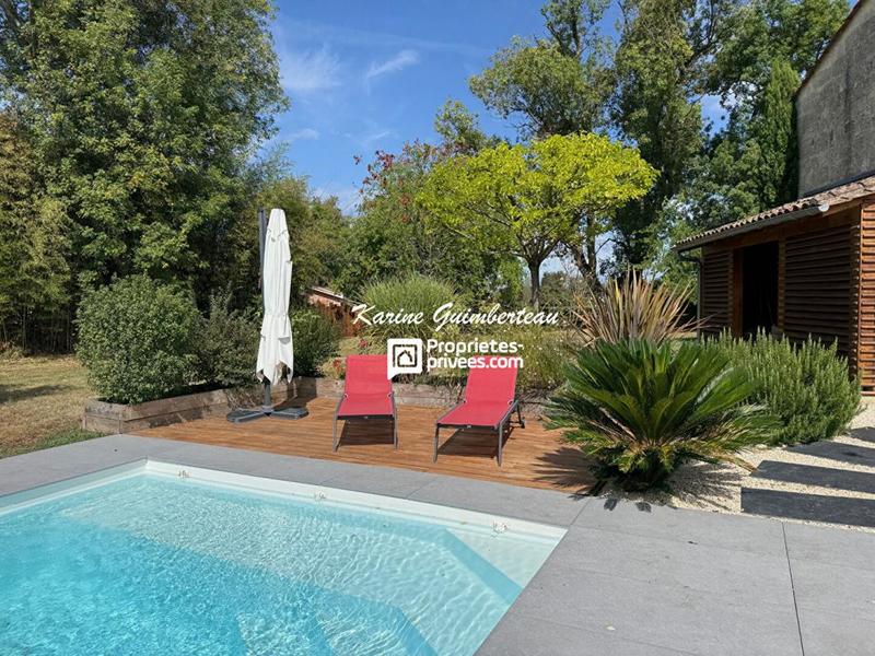 Maison - 321 m² - 8 pièces