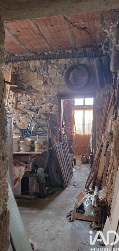 Maison - 210 m² - 9 pièces