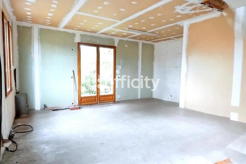 Maison - 142 m² - 6 pièces