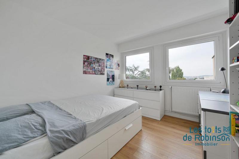 Duplex - 141 m² - 7 pièces