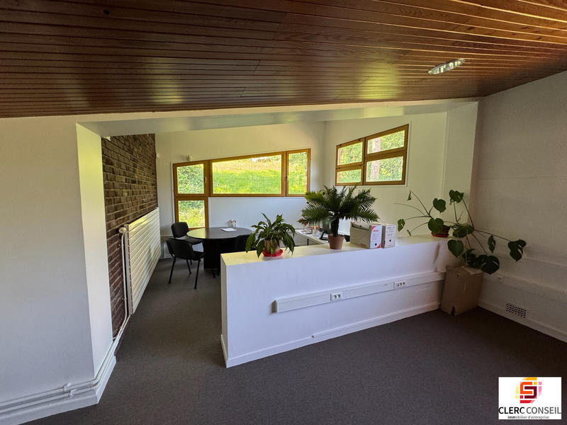 Bureau - 346 m²