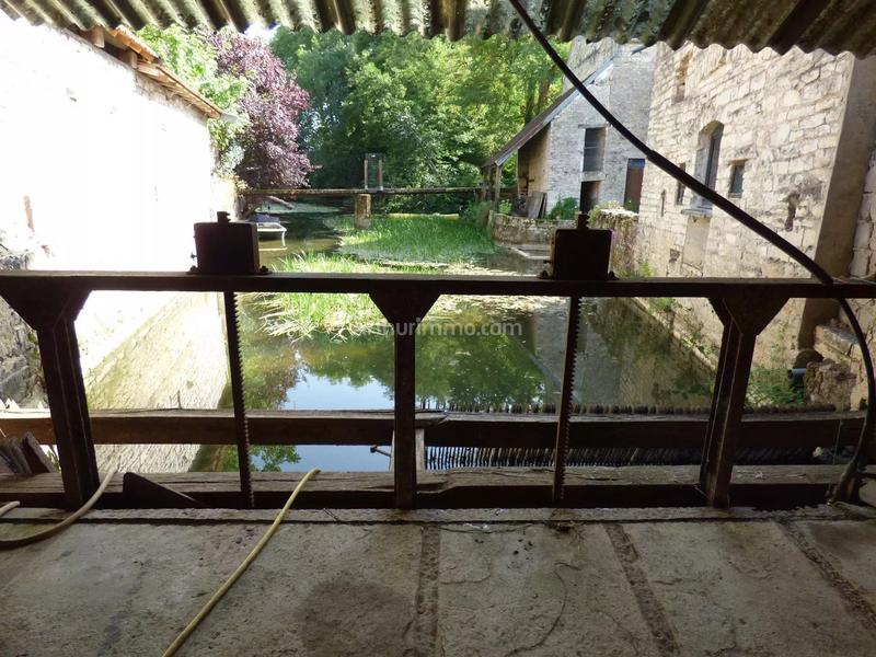 Maison - 310 m² - 11 pièces