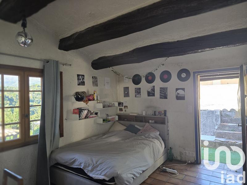 Maison - 232 m² - 7 pièces