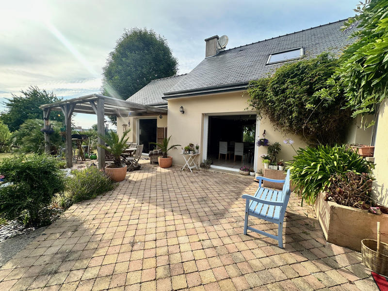 Maison - 205 m² - 6 pièces