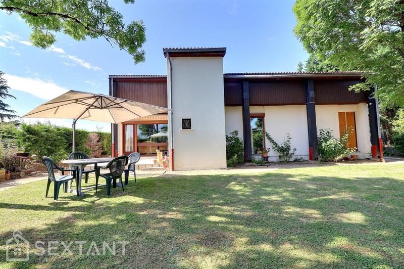 Maison - 190 m² - 7 pièces