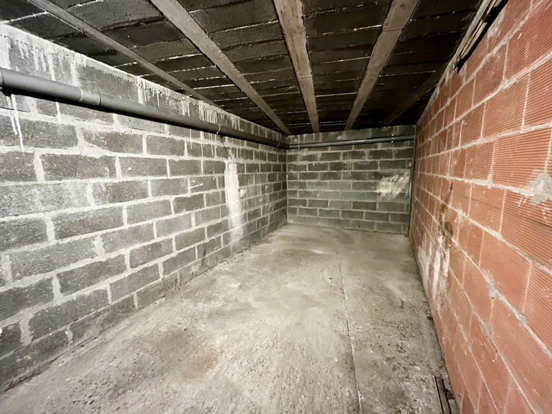 Parking / Garage - 15 m²