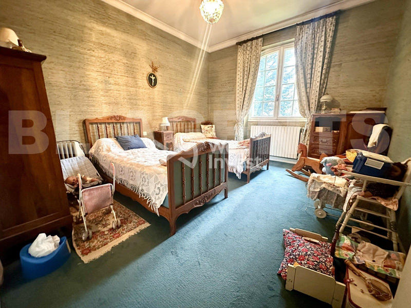 Maison - 206 m² - 8 pièces