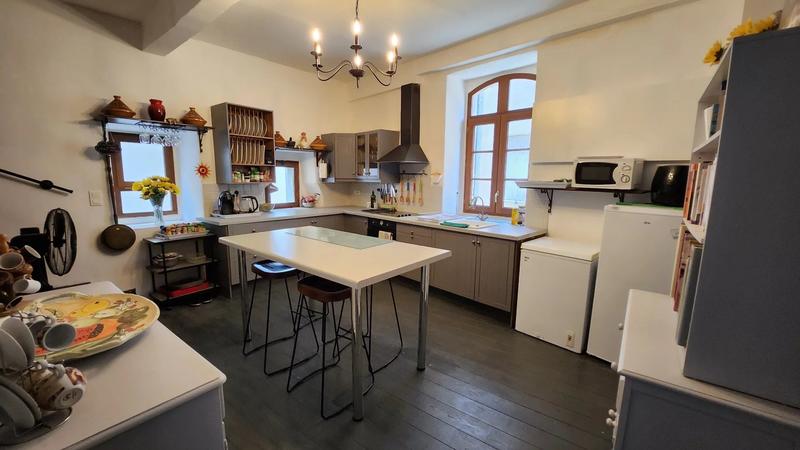 Maison - 137 m² - 8 pièces