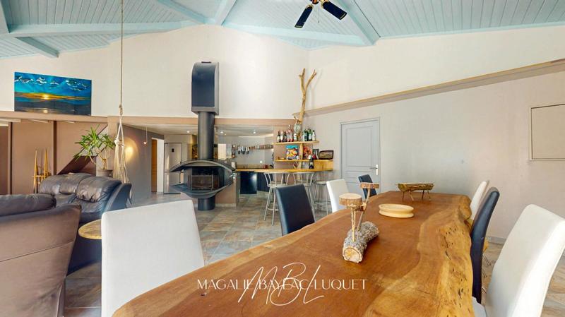 Maison - 165 m² - 5 pièces