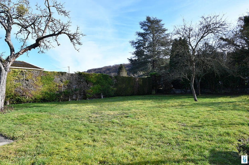 Maison - 187 m² - 9 pièces