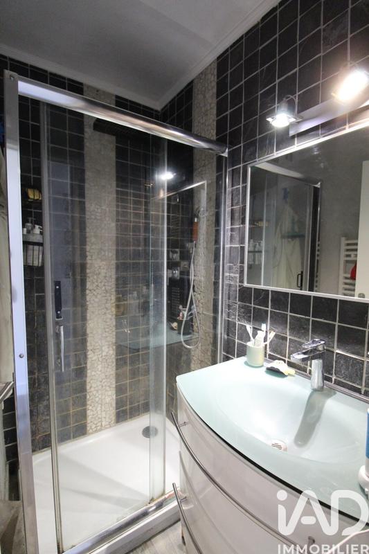 Appartement - 111 m² - 6 pièces