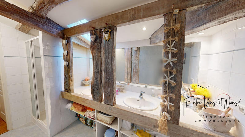 Maison - 170 m² - 6 pièces