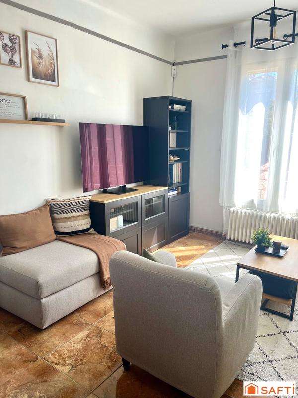 Maison - 90 m² - 5 pièces