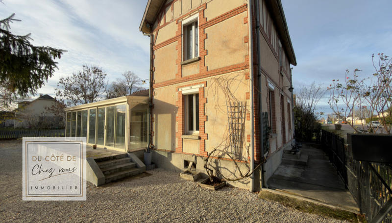 Maison - 140 m² - 5 pièces