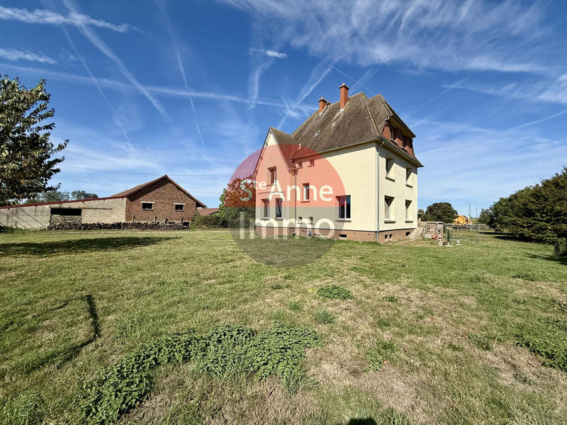 Maison - 205 m² - 8 pièces