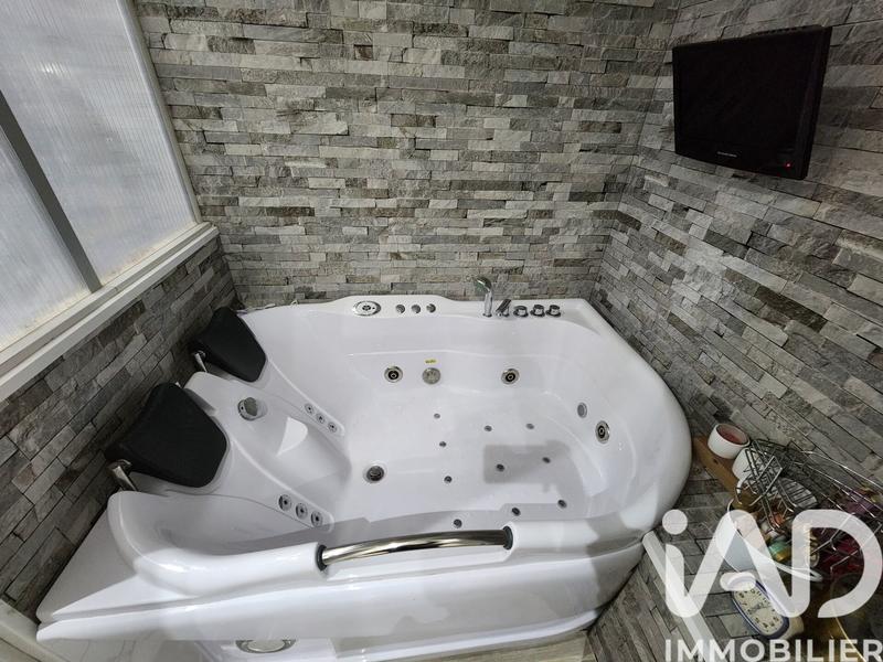 Maison - 150 m² - 5 pièces