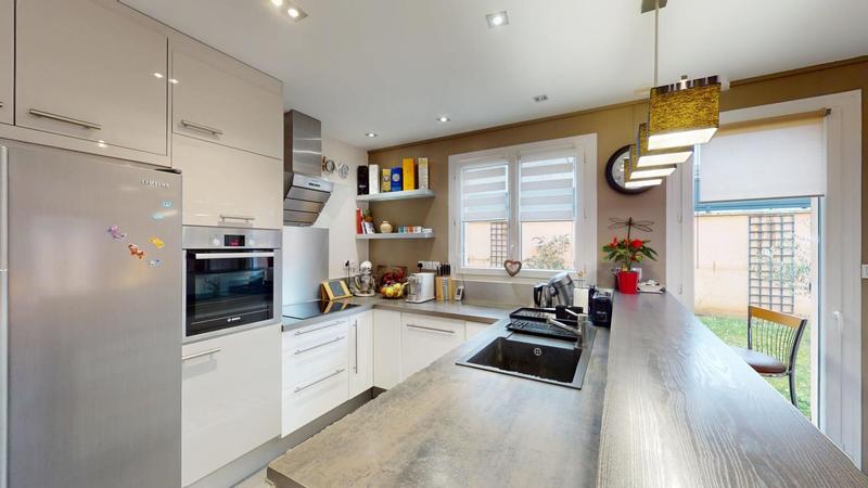 Maison - 100 m² - 4 pièces