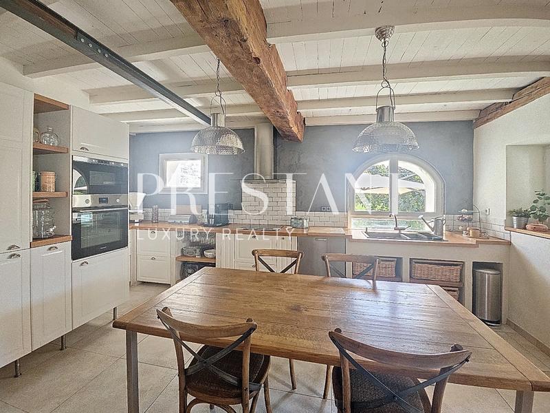 Maison - 152 m² - 5 pièces