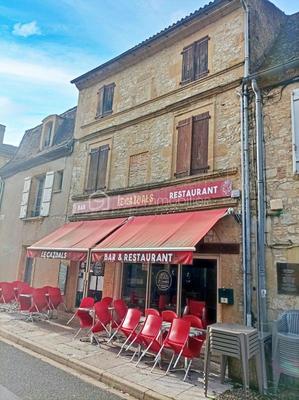 Immeuble - 266 m² - 14 pièces