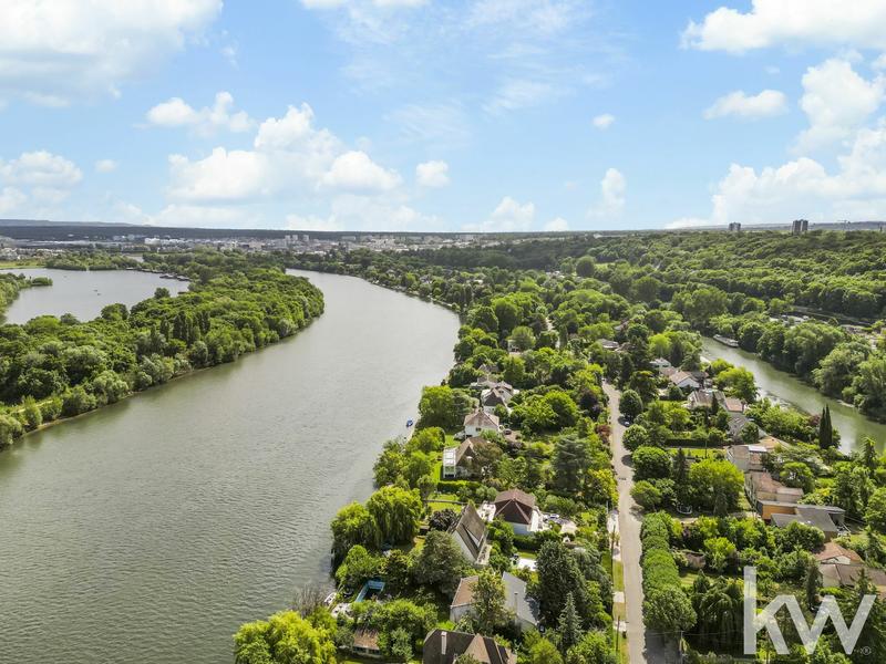 Maison - 150 m² - 7 pièces