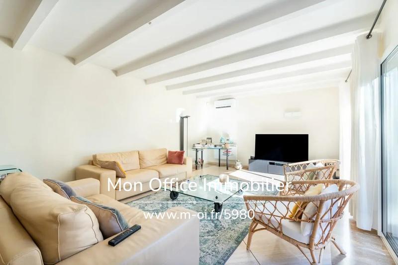 Villa - 250 m² - 7 pièces