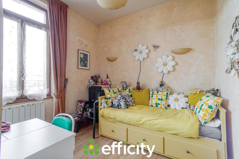 Maison - 193 m² - 8 pièces