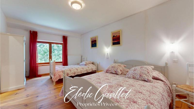 Demeure - 462 m² - 21 pièces